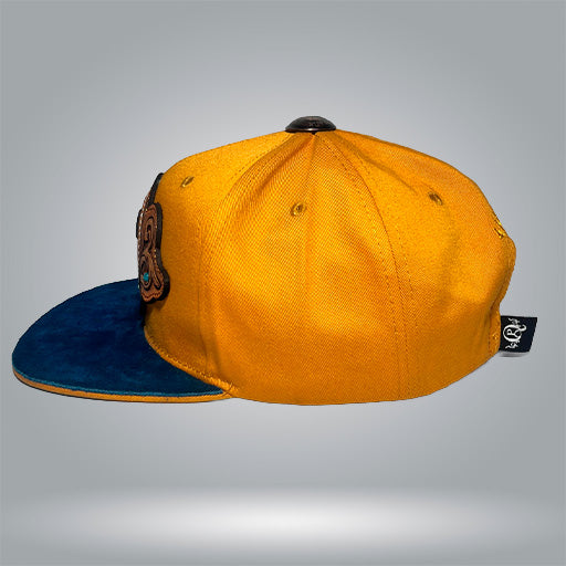 Gorra Centenario Dorada – Edición Clásica